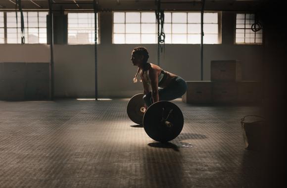 thegoodpt Personal Trainer in Aspley Heath. weight lifting